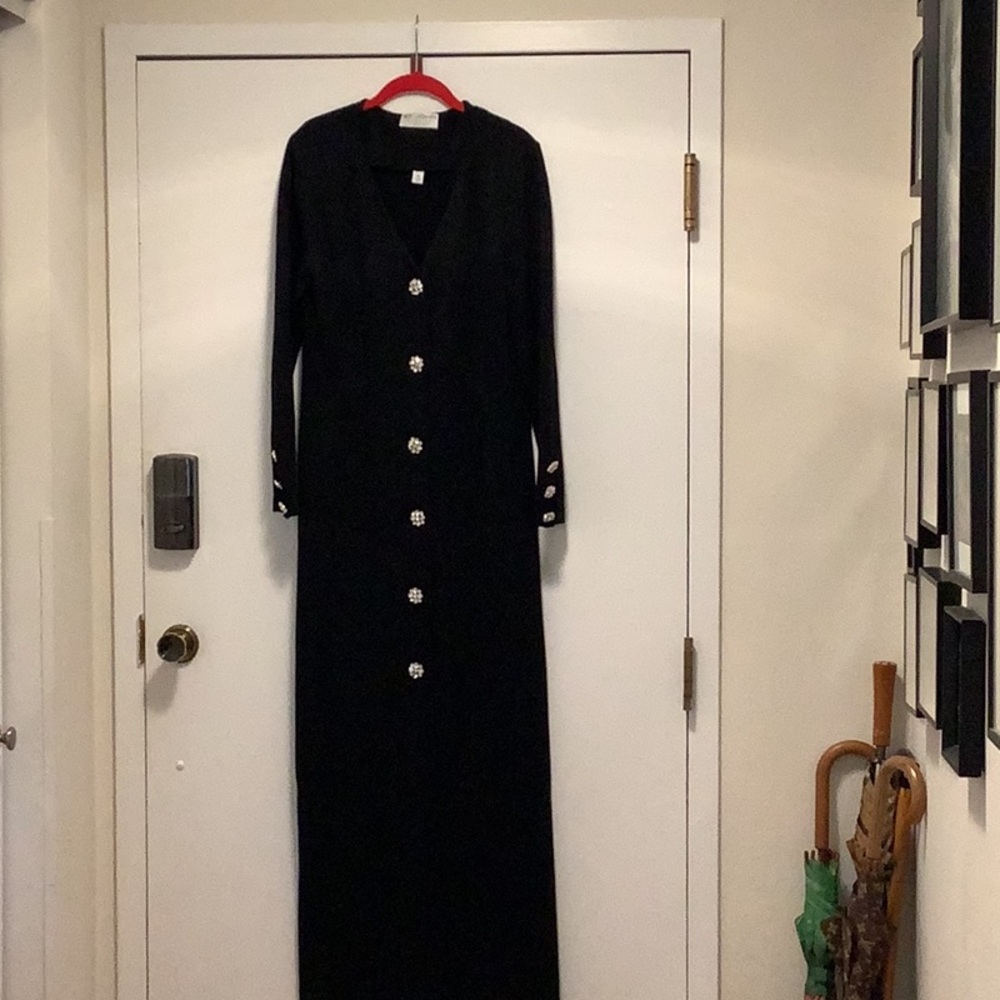 St. John Black Long Sleeve Buttoned Gown